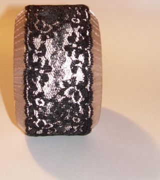 lace bracelet