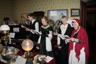 Victorian Family Christmas